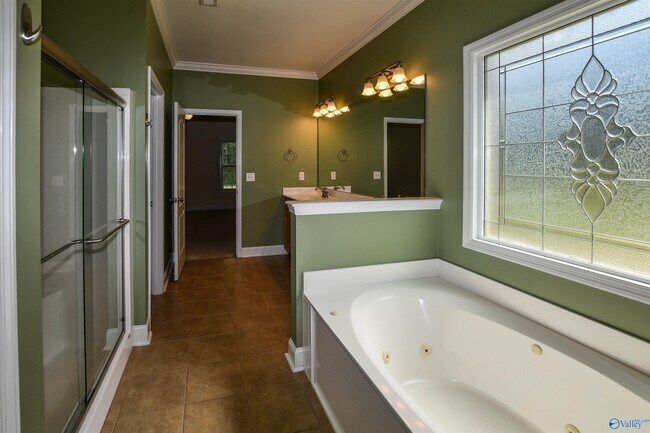 Building Photo - 115 Sage Willow Dr SW