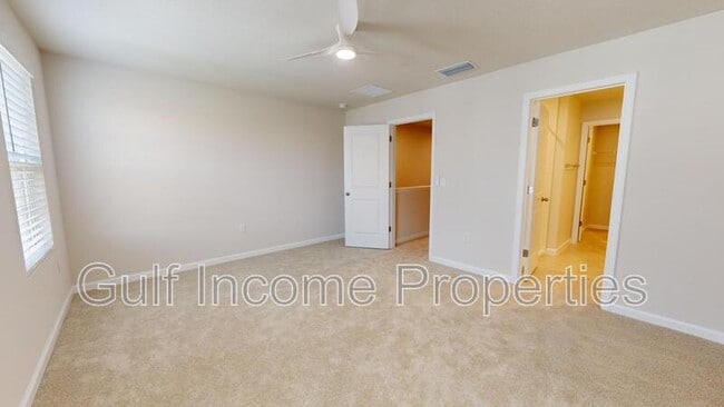 Building Photo - 14163 Crimson Ave