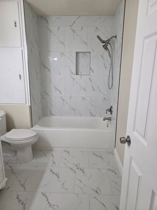 Building Photo - Spacious 3BR/2BA Home with 2-Car Carport & RV/Boat Parking