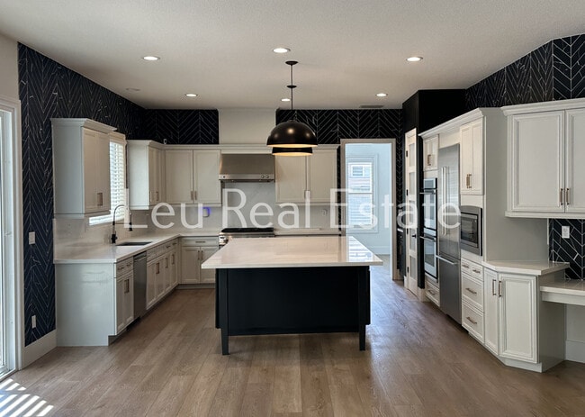 Building Photo - 2630 Giorno Way