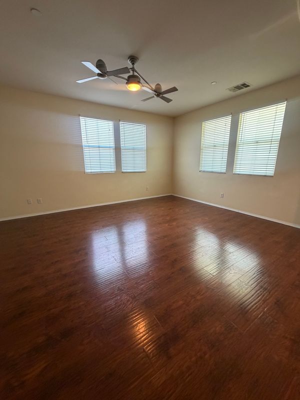 Building Photo - 13290 Murano Ave