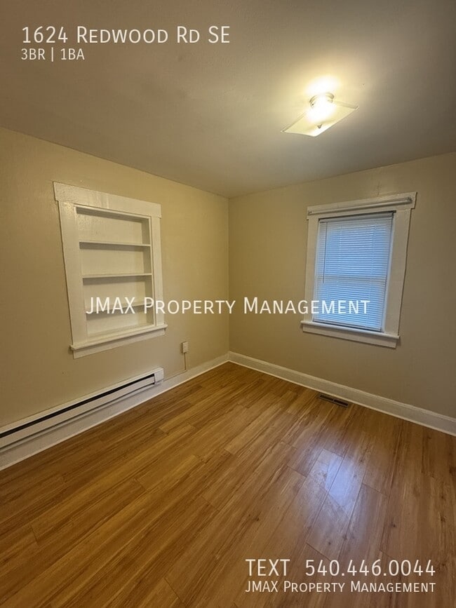 Building Photo - 1624 Redwood Rd SE