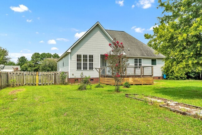 Building Photo - 210 Raven Ridge Ct