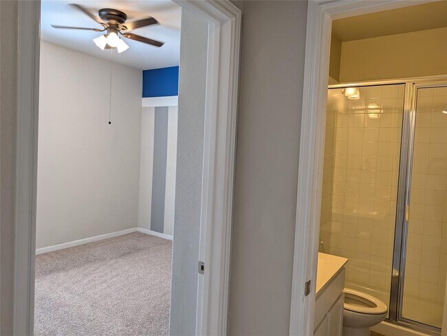 Building Photo - 2612 Bowen St