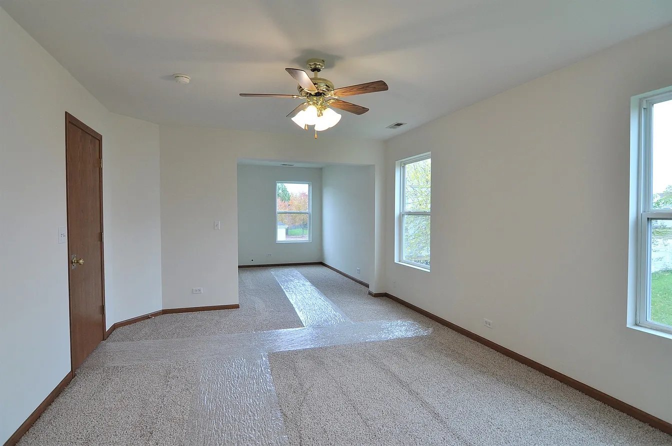 Building Photo - 1645 Prairieview Blvd
