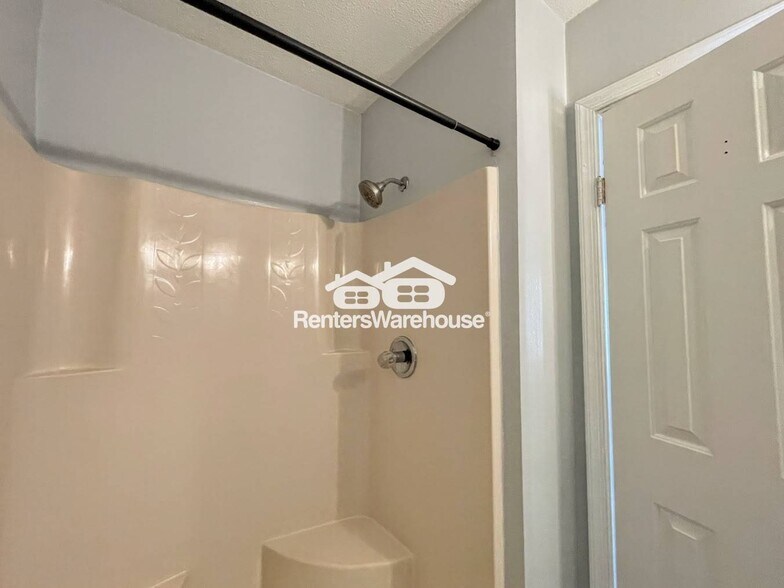 Building Photo - 808 Fraternity Ct