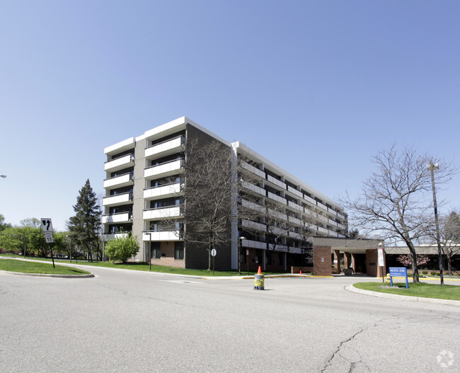 Building Photo - Teitel Jewish Apartments