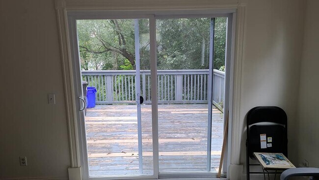 Building Photo - 15 Newton Ave