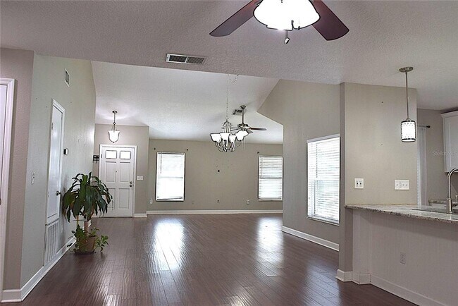 Building Photo - 2009 Branch Tree Ln