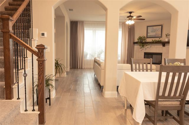 Building Photo - 4147 Lagoon Pl