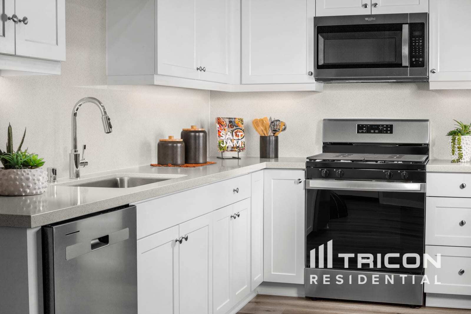Building Photo - 24653 Tesoro Ct