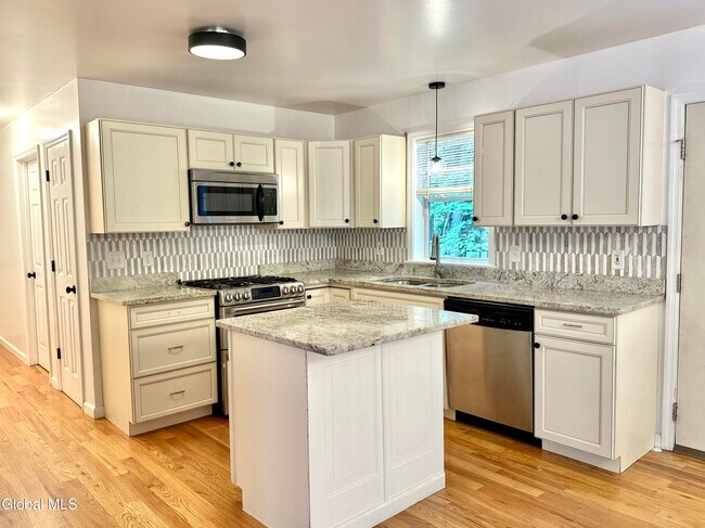 Building Photo - 21 Loughberry Rd