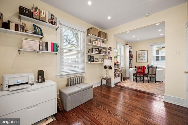 Building Photo - 217 Wayne Ave