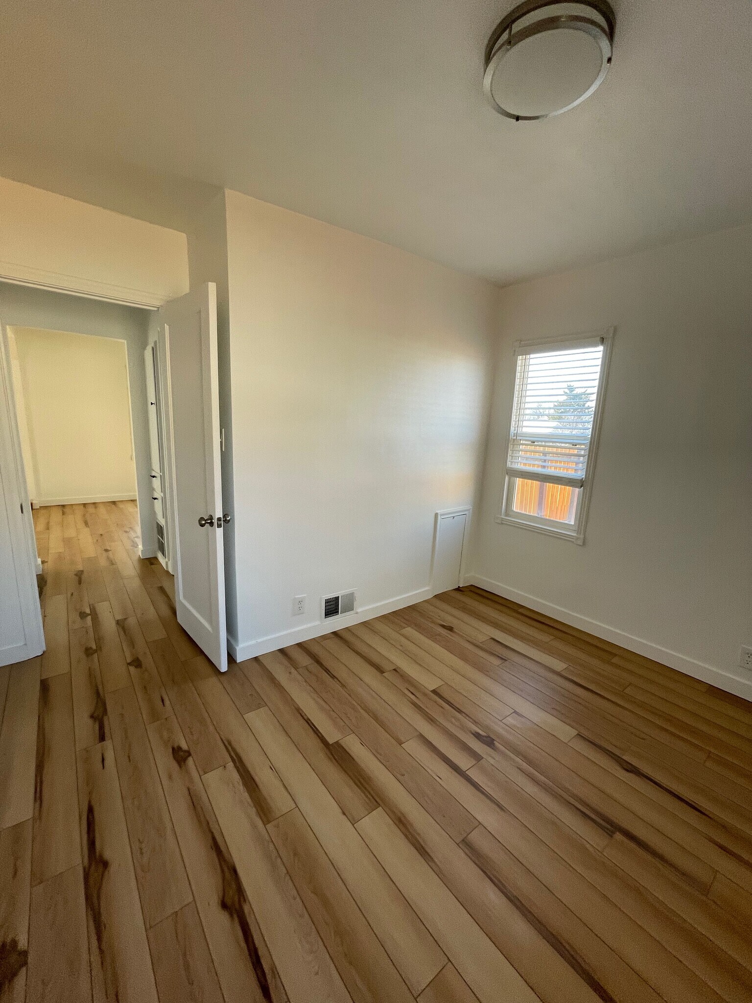 Upstairs Bedroom - 1581 E Downington Ave