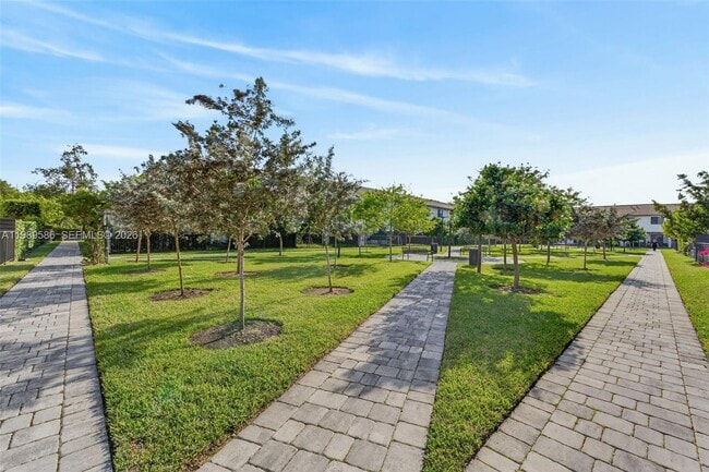 Building Photo - 8267 SW 120th Ter