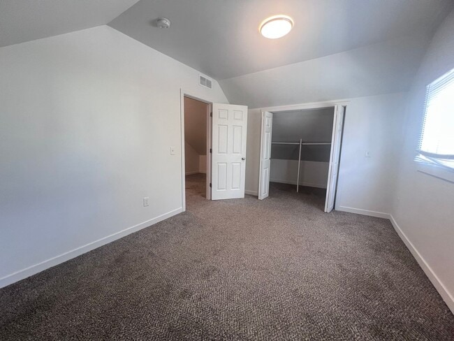 Building Photo - Charming 3-Bedroom Home in Grand Rapids!