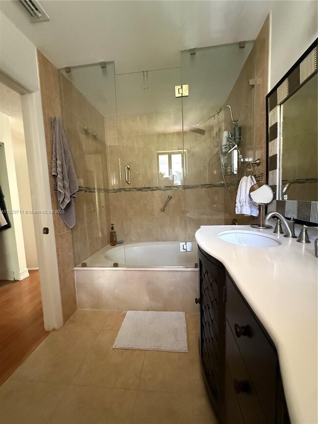 Building Photo - 9872 Costa Del Sol Blvd