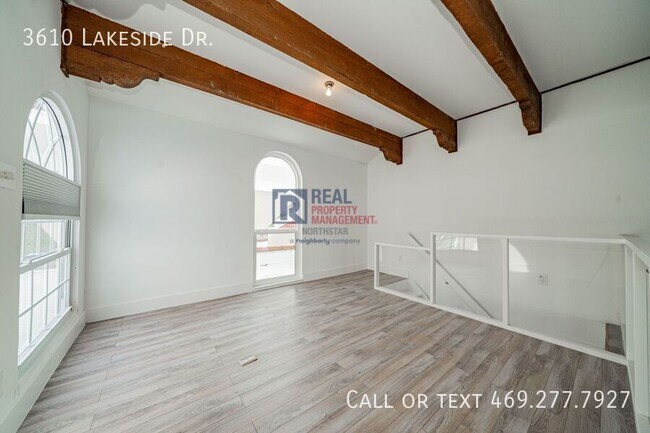 Building Photo - 3610 Lakeside Dr