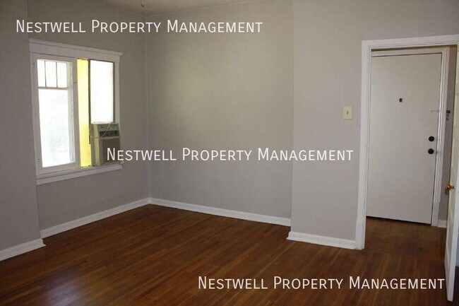 Building Photo - 1001 E S Temple St