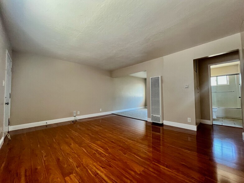 Building Photo - 2542 Denning Ct