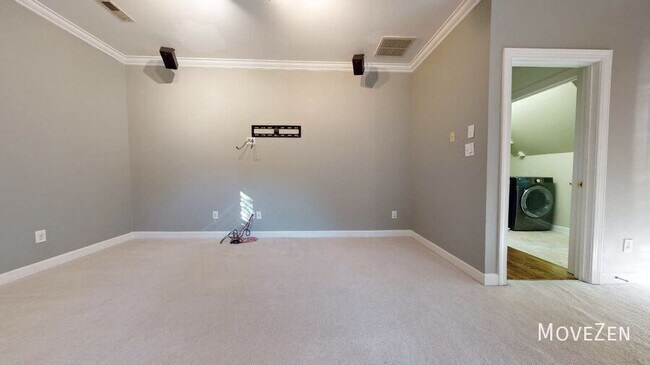 Building Photo - 123 Greymist Ln