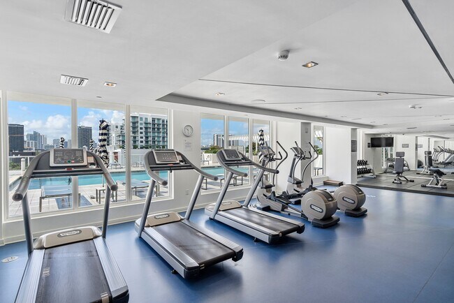 Building Photo - 4250 Biscayne Blvd