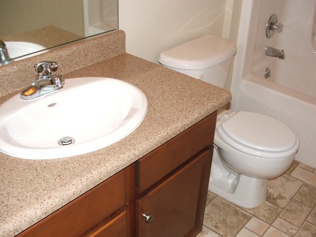 Building Photo - 3 Bedroom Home in Jimtown Schools!