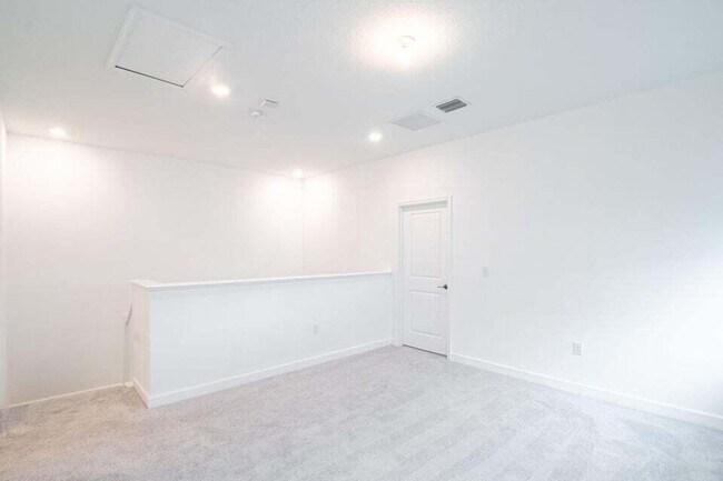 Building Photo - 4819 Navali Dr