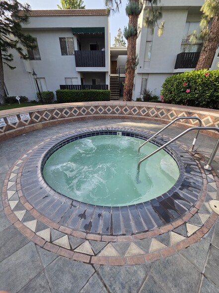 Spa - 18645 Hatteras St