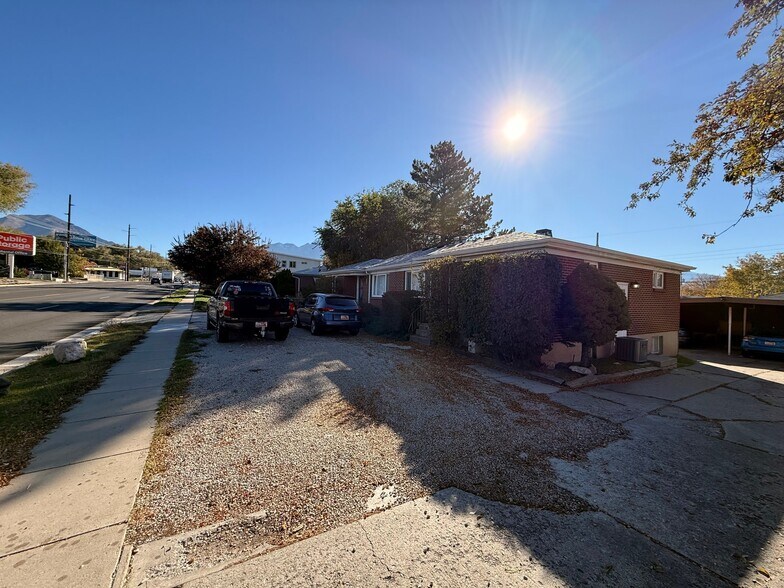 Building Photo - 1520 E 3900 S