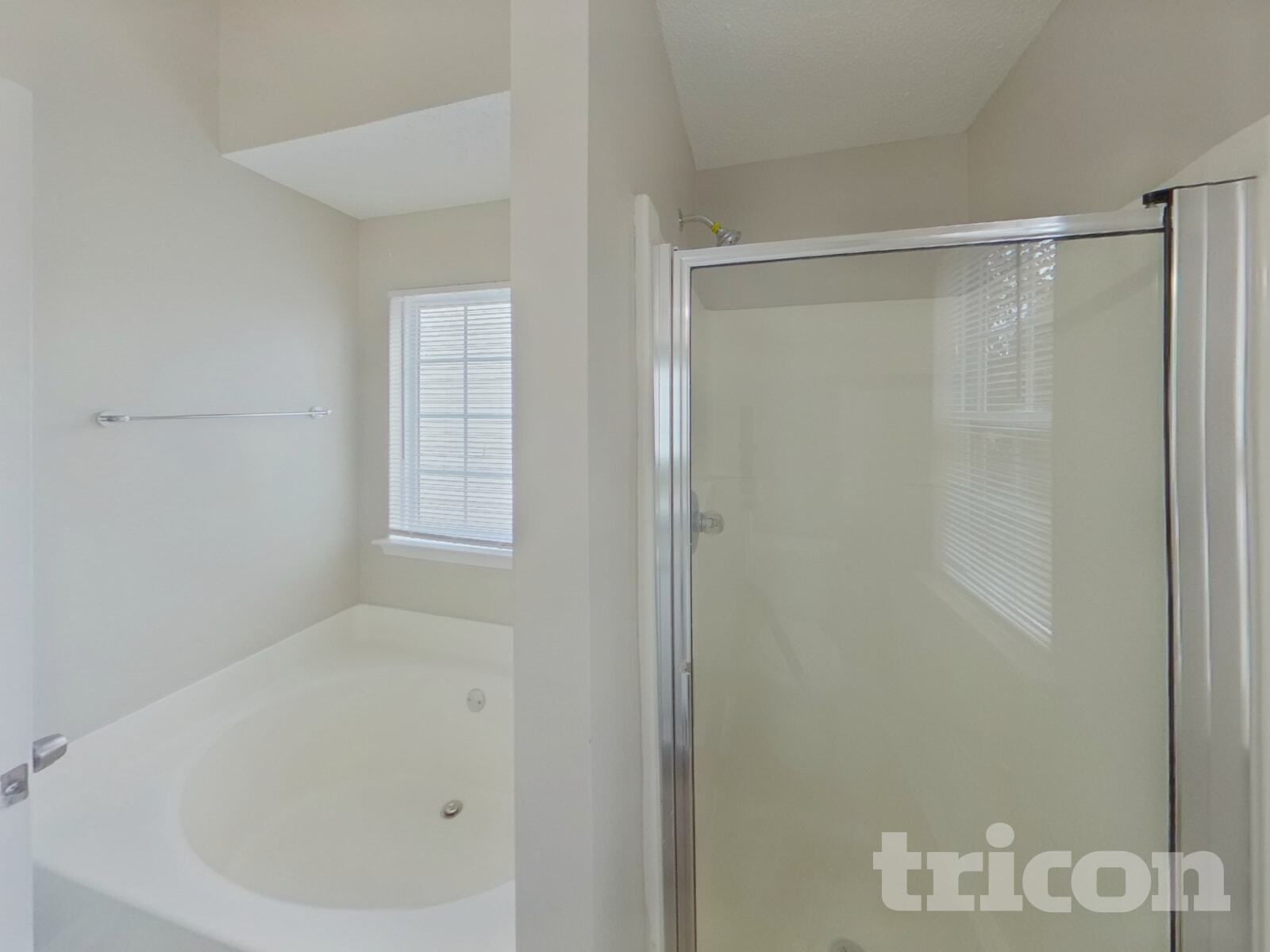 Building Photo - 4875 Larkspur Ln