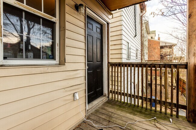 Building Photo - 2013 Gregory St