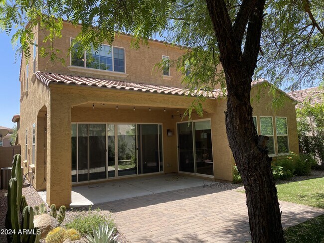 Building Photo - 4624 E Vista Bonita Dr