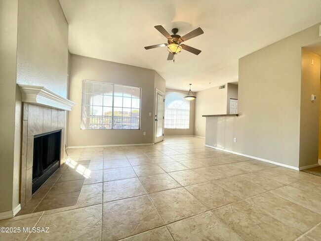 Building Photo - 1500 E Pusch Wilderness Dr