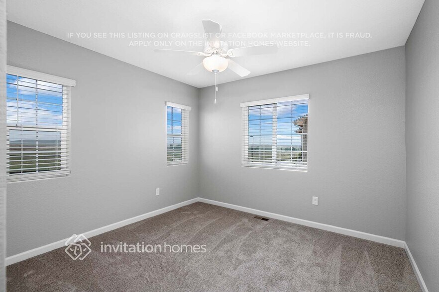 Building Photo - 24397 E Montana Ave