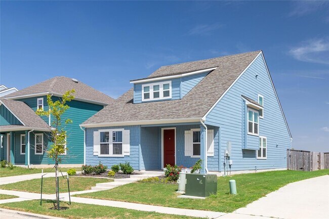 Building Photo - 301 Elm Br Trl