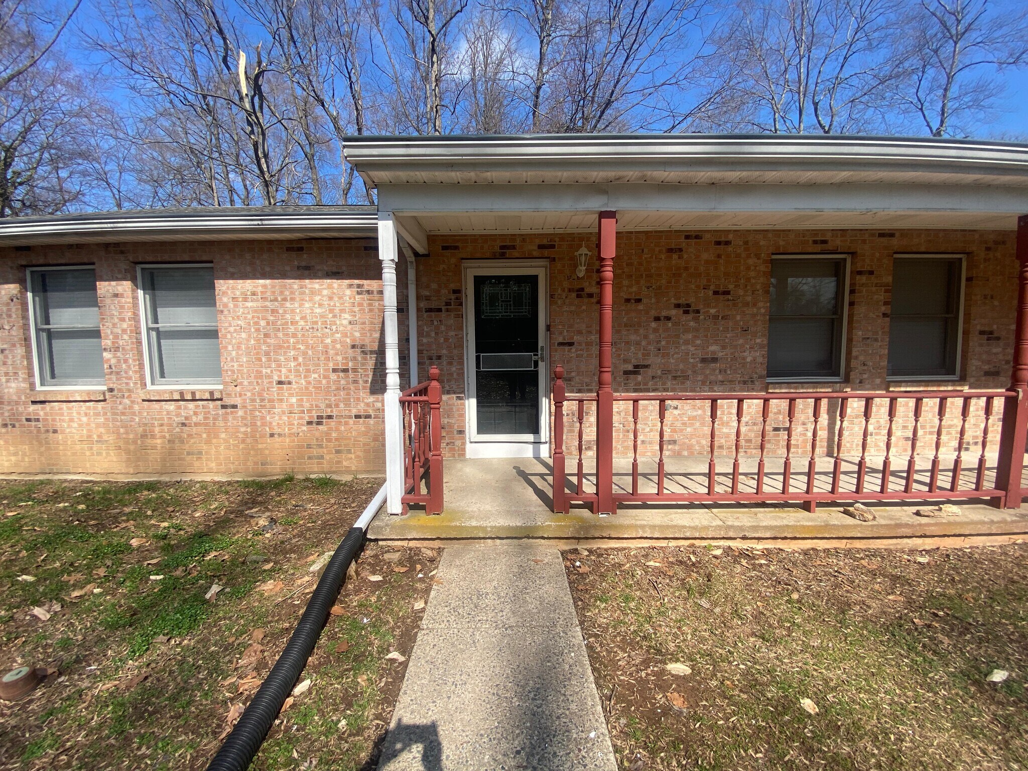 Front porch - 1637 Winter Ave