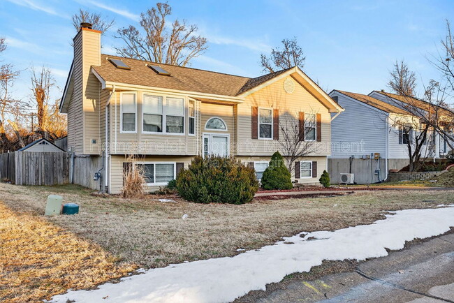 Building Photo - 4 Devondale Pl