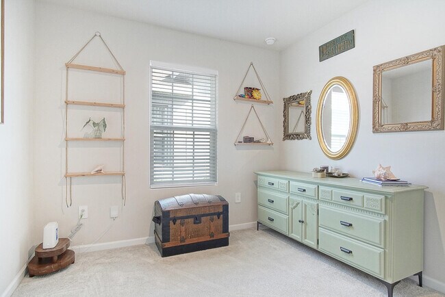 Building Photo - 266 Raspberry Rd