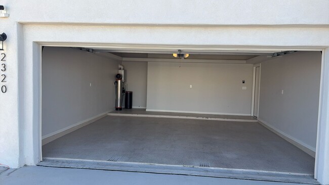 Building Photo - 3 bedroom 2.5 bath home in West El Paso!