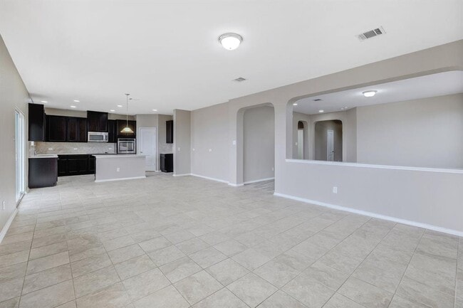 Building Photo - 131 Connor Elkins Dr