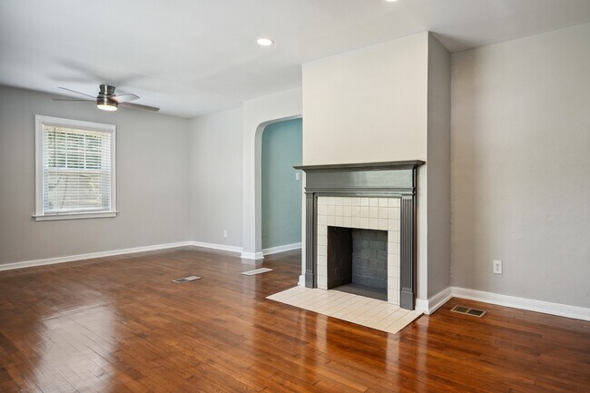 Building Photo - 1278 Adair St SW