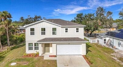 Building Photo - 17209 Sabrina Cir