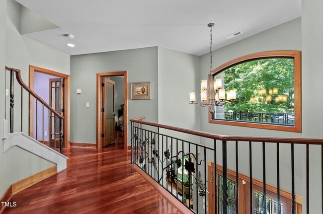 Building Photo - 6016 Glenthorne Dr