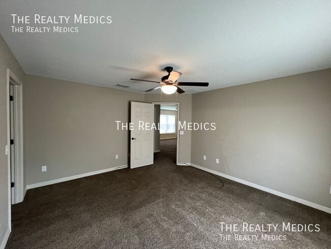 Building Photo - 481 Marion Oaks Blvd