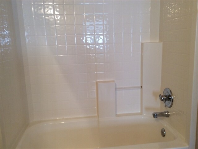 Building Photo - 6685 Wimbledon Dr