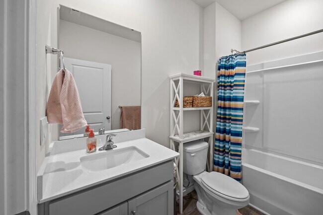 Building Photo - 400 Louisia Mae Way