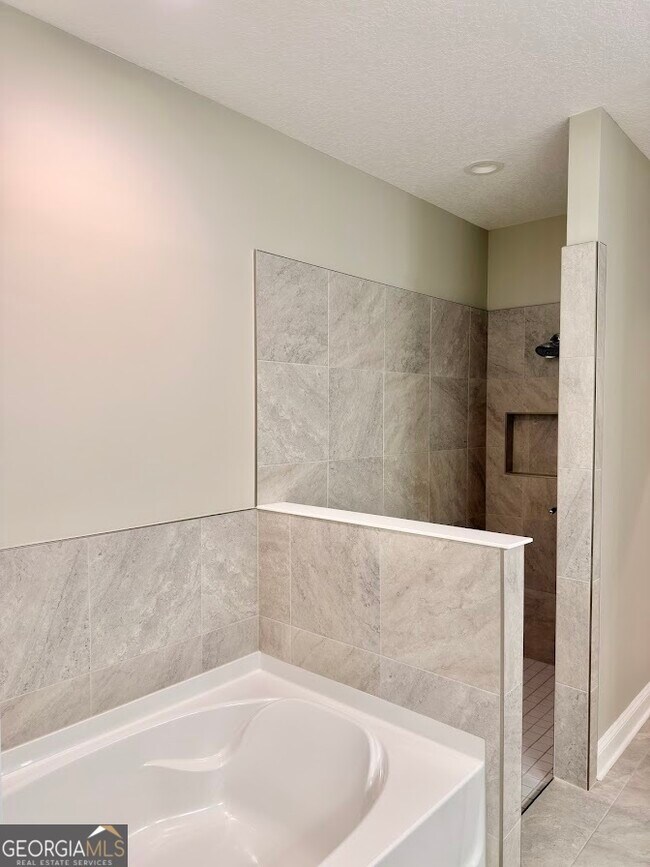 Building Photo - 142 The Villas Wy