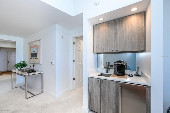 Building Photo - 3313 Sunset Key Cir