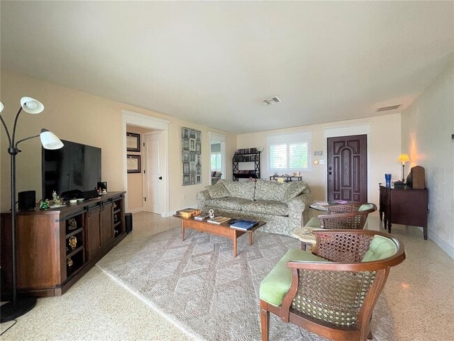 Building Photo - 17045 Dolphin Dr